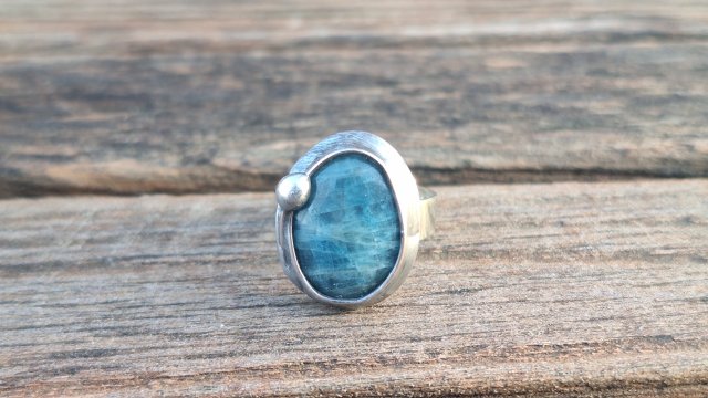 Apatyt - pierścionek regulowany