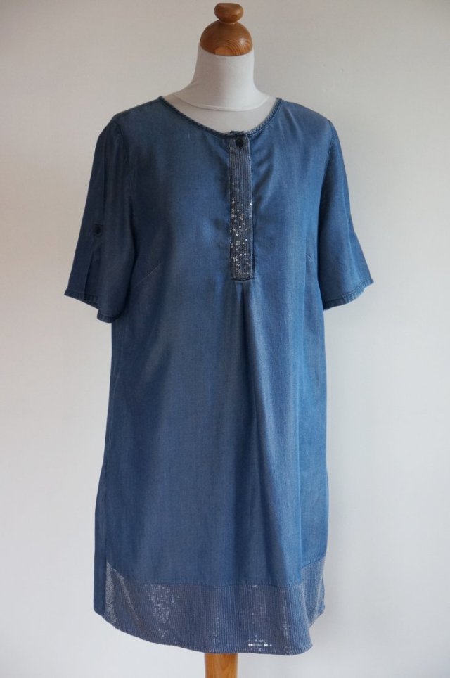 Sukienka w błękicie   *9