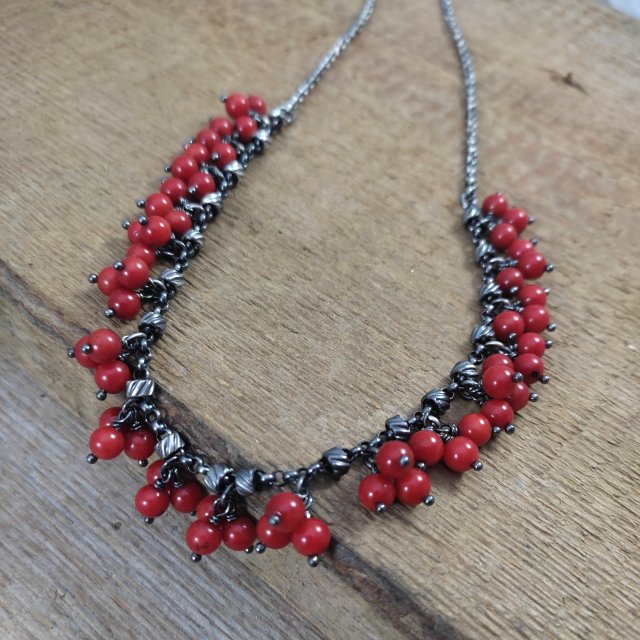Naszyjnik z korala czerwonego
