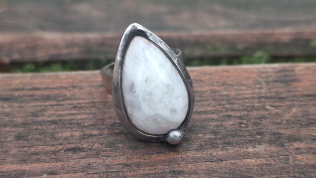 Kamień księżycowy - pierścionek regulowany