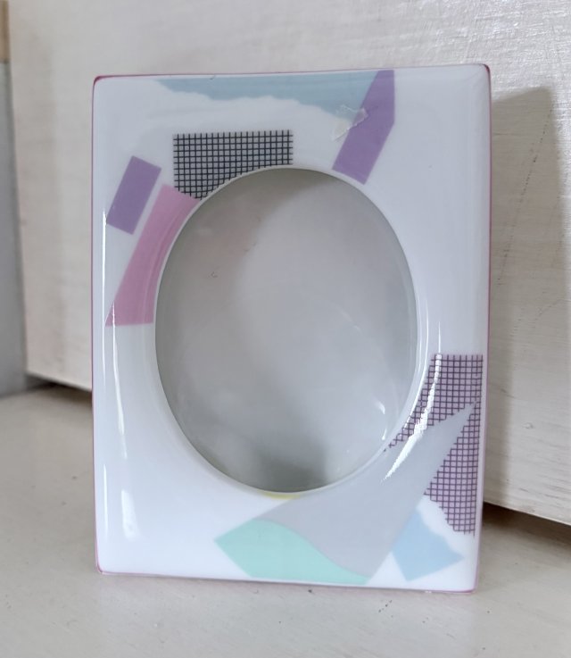 Hall Japan - modernistyczna porcelanowa ramka