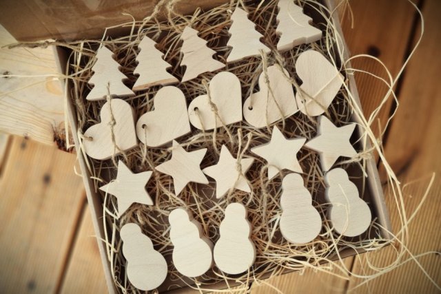 Zestaw drewnianych ozdób choinkowych, 20szt. dekoracje boho, rustykalne na Boże Narodzenie, z litego drewna, drewniane dekoracje i ozdoby