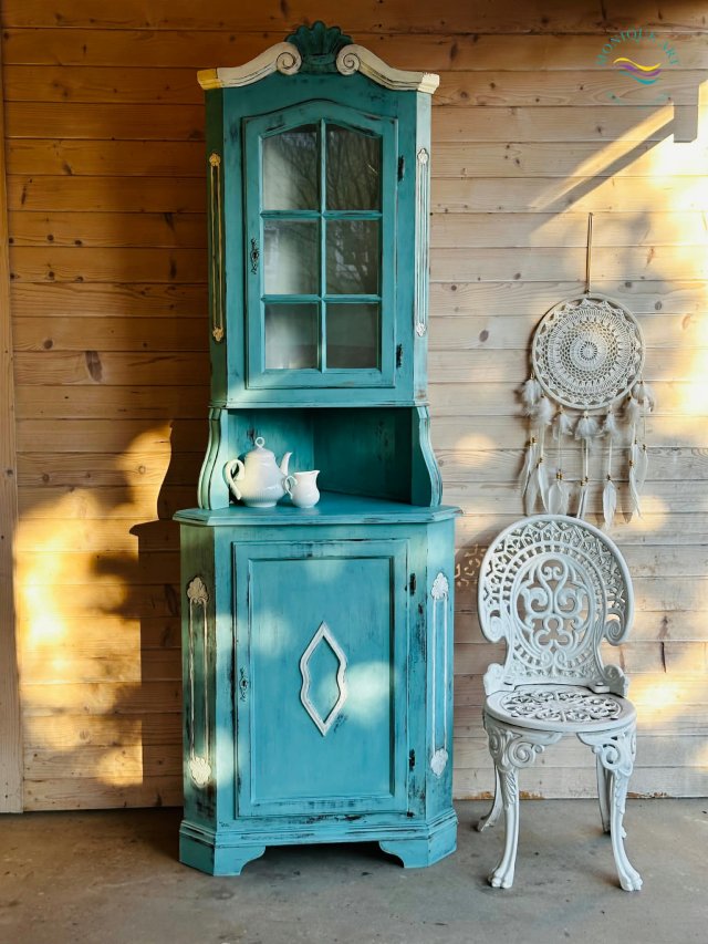 Ręcznie malowana witryna narożna, unikat, zielononiebieski turkus