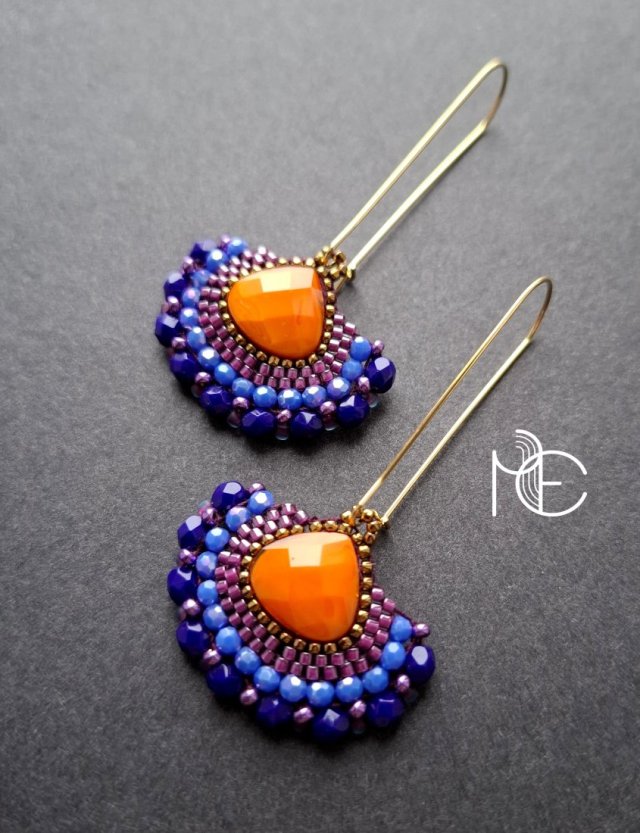 w szkle kolorowym no11