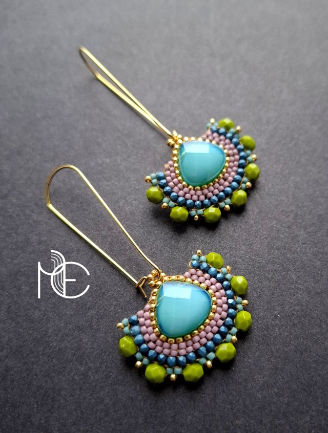 w szkle kolorowym no12