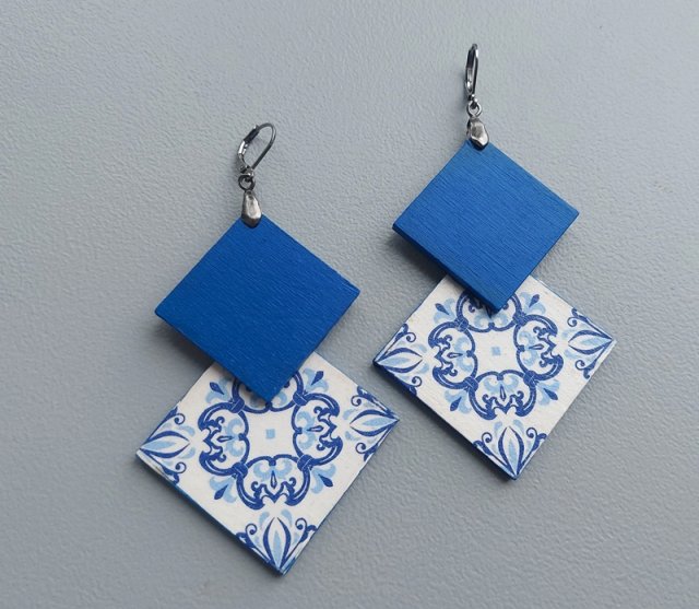 Duże wzorzyste kolczyki