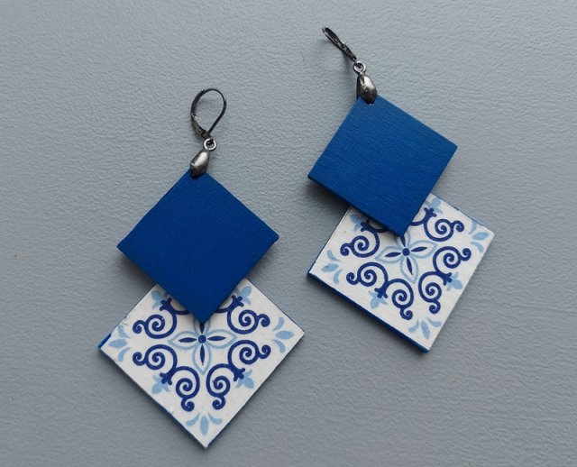 Geometryczne kolczyki