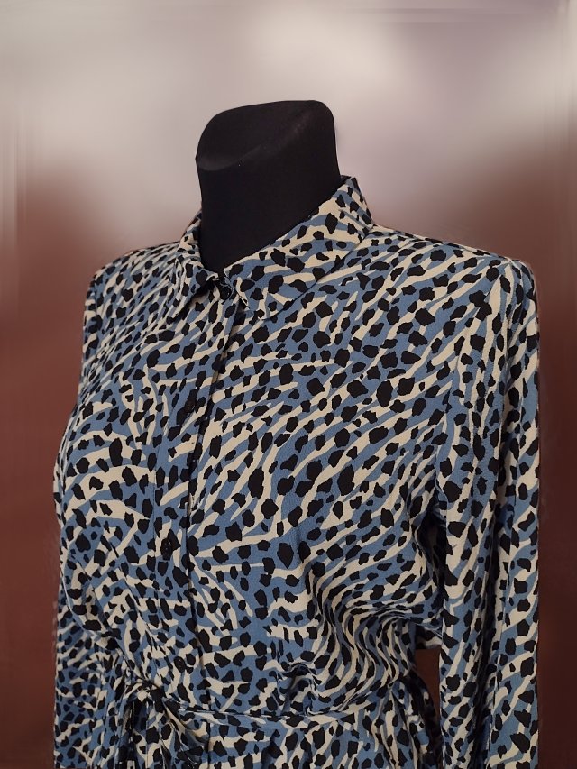 Sukienka koszulowa - rozmiar M