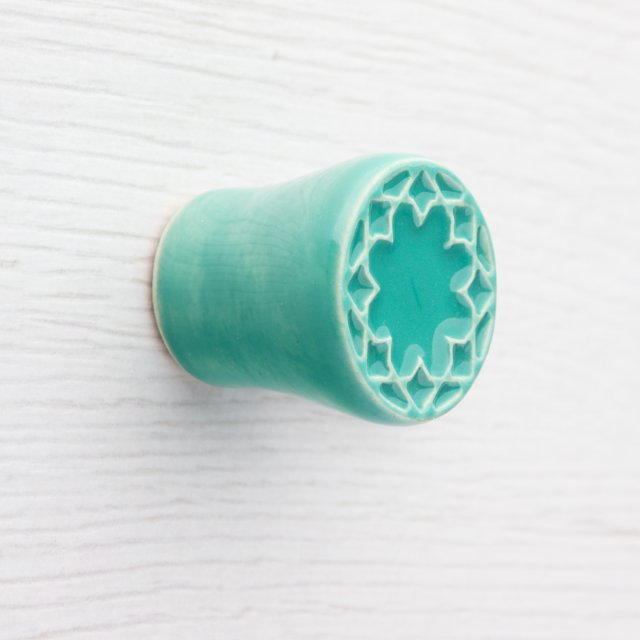 Ceramiczna gałka do mebli miętowo-turkusowa, wz.14