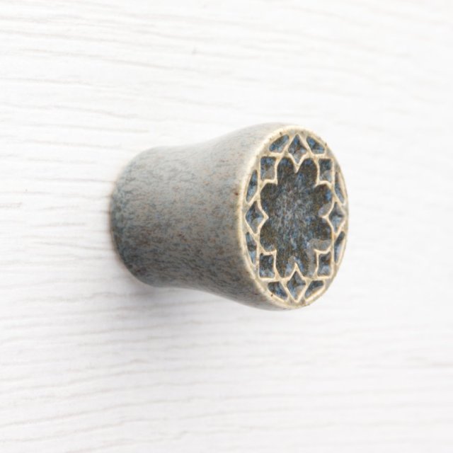 Ceramiczna gałka do mebli szaro-brązowa, wz.14