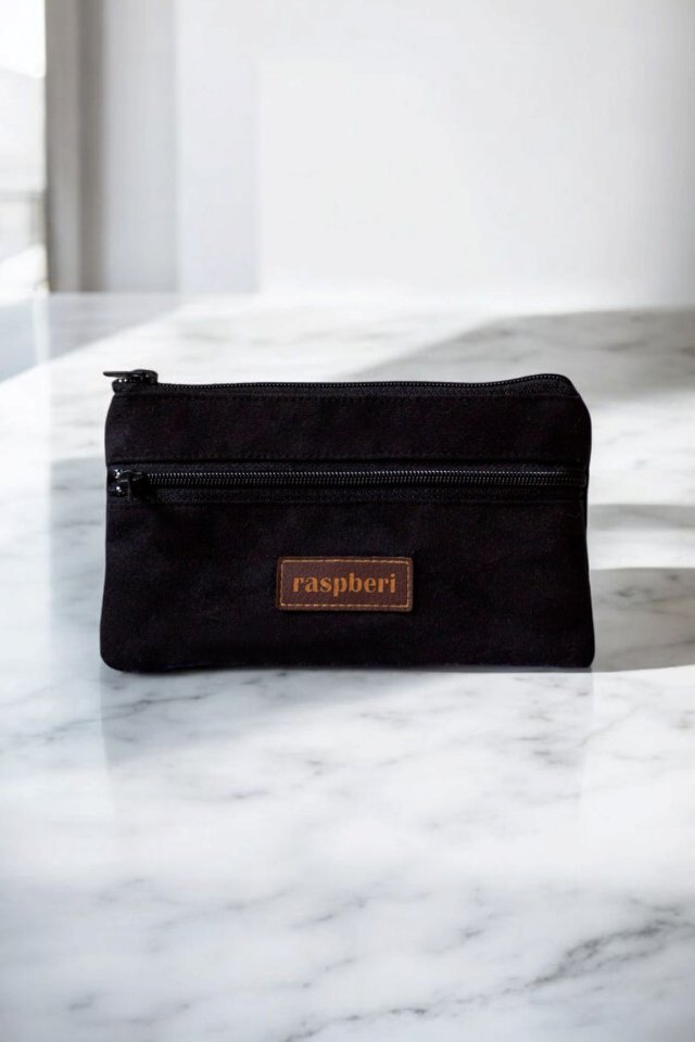 Czarny portfel z nubuku