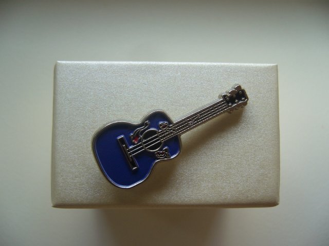 PIN PRZYPINKA BROSZKA GITARA