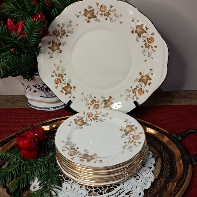 Colclough, Ridgway Potteries Ltd patera i talerzyki deserowe fason Avon