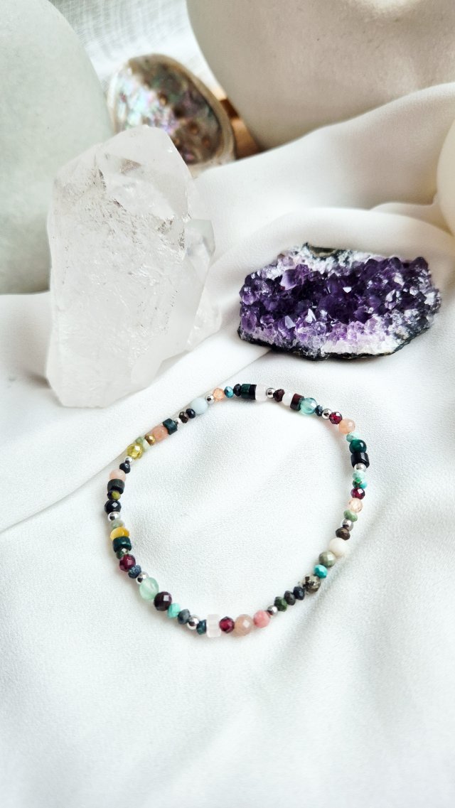 Bransoletka z naturalnych kamieni