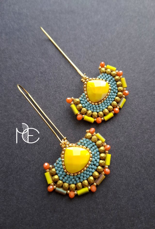 w szkle kolorowym no18