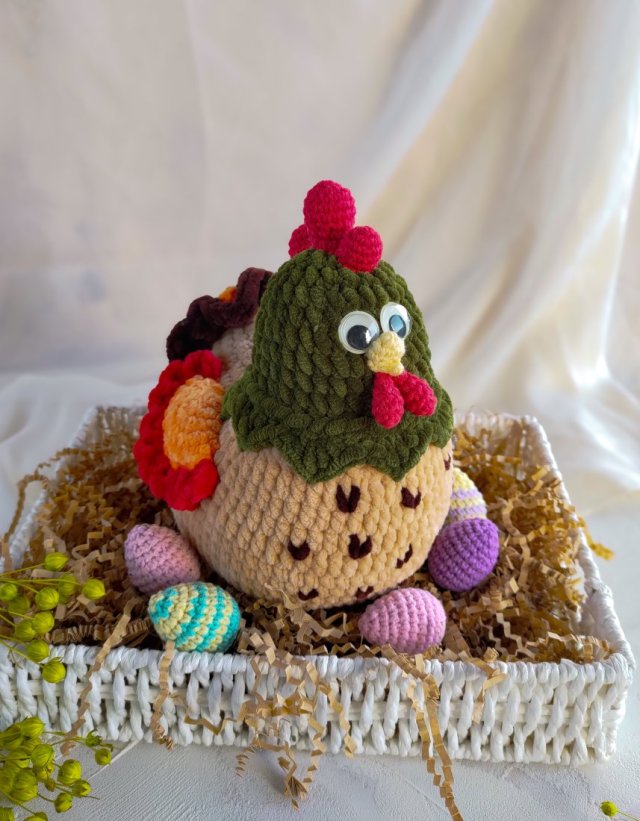 Kura wielkanocna, Zestaw kura pluszowa i 5 jajek
