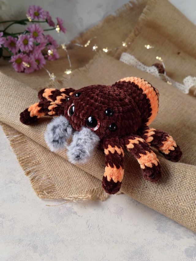 Duży pajączek, Pająk pluszowy, Przytulanka dla dziecka, Maskotka na prezent