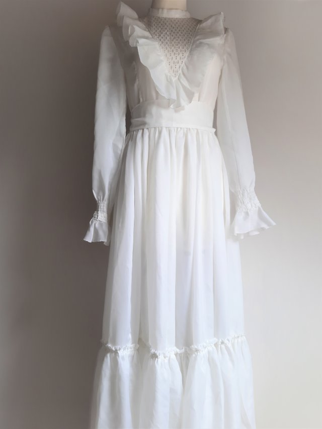 Biała suknia ślubna i nie tylko