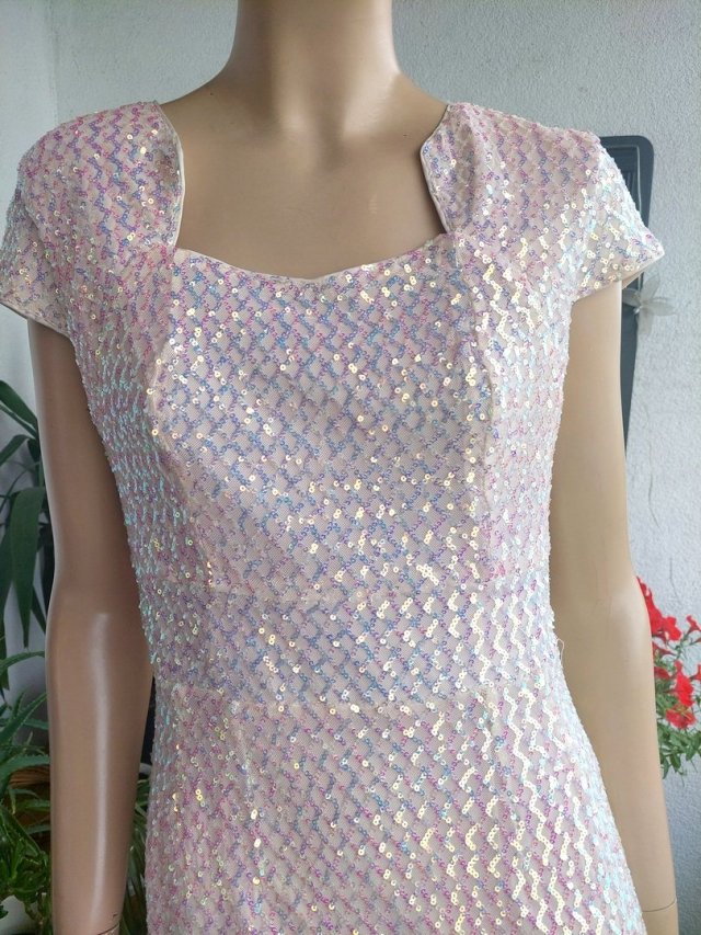 grace karin z cekinami