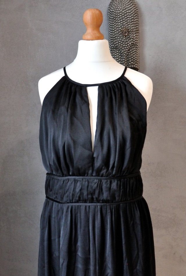 Czarna suknia MNG grecka bogini maxi wieczorowa S