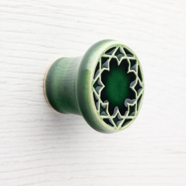 Ceramiczna gałka do mebli zielona, wz.3