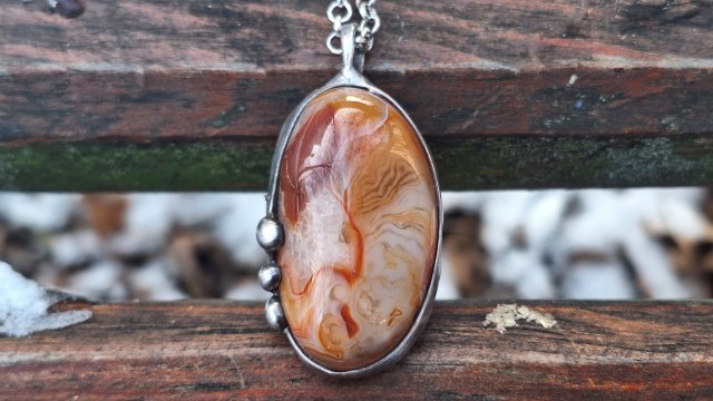 Żywe kultury bakterii- wisiorek