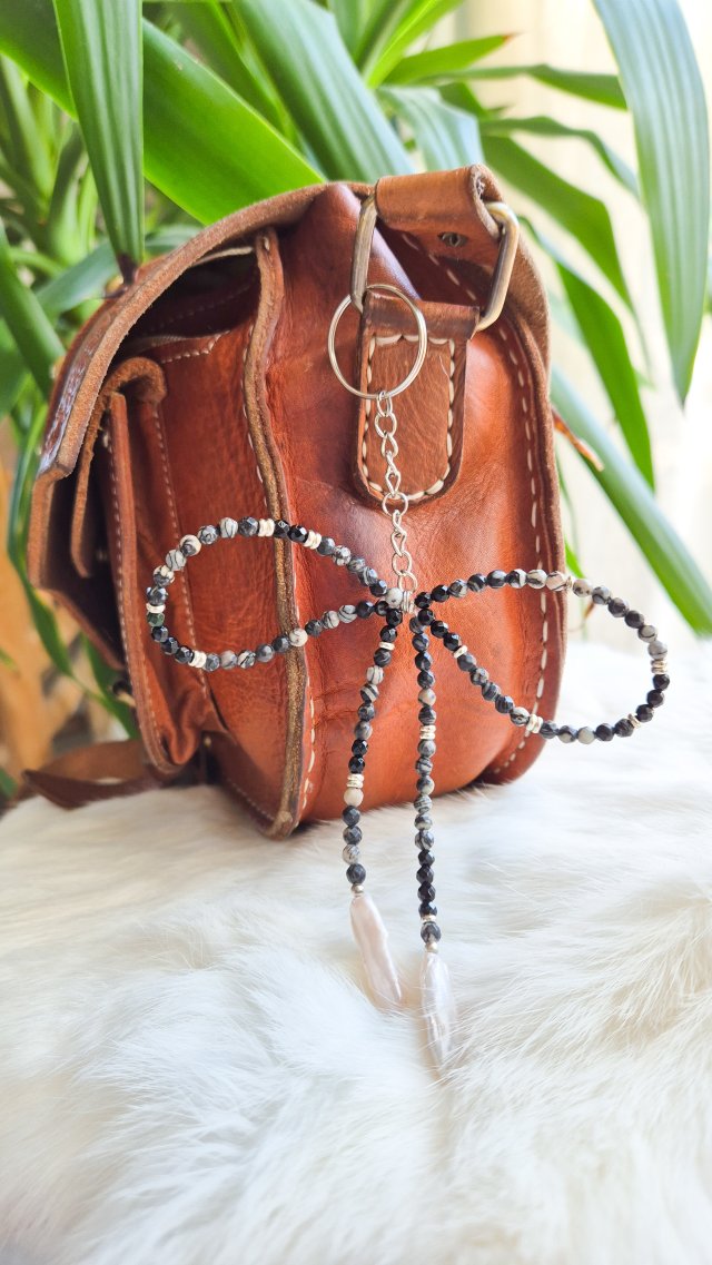 Brelok to torebki z kamieni naturalnych