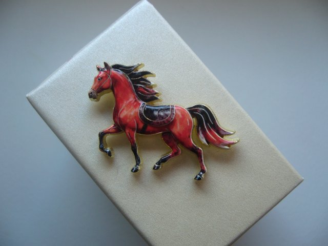 PIN PRZYPINKA BROSZKA KOŃ
