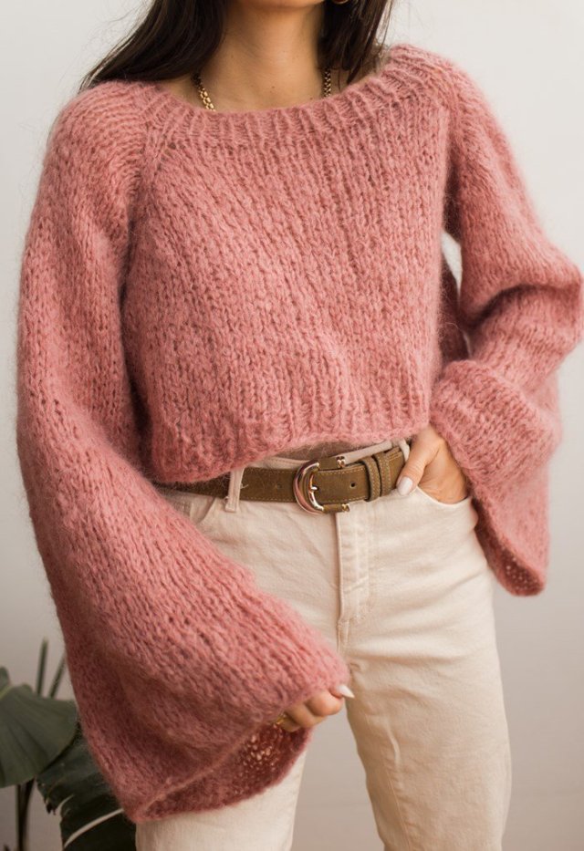 sweter z szerokimi rękawami XS