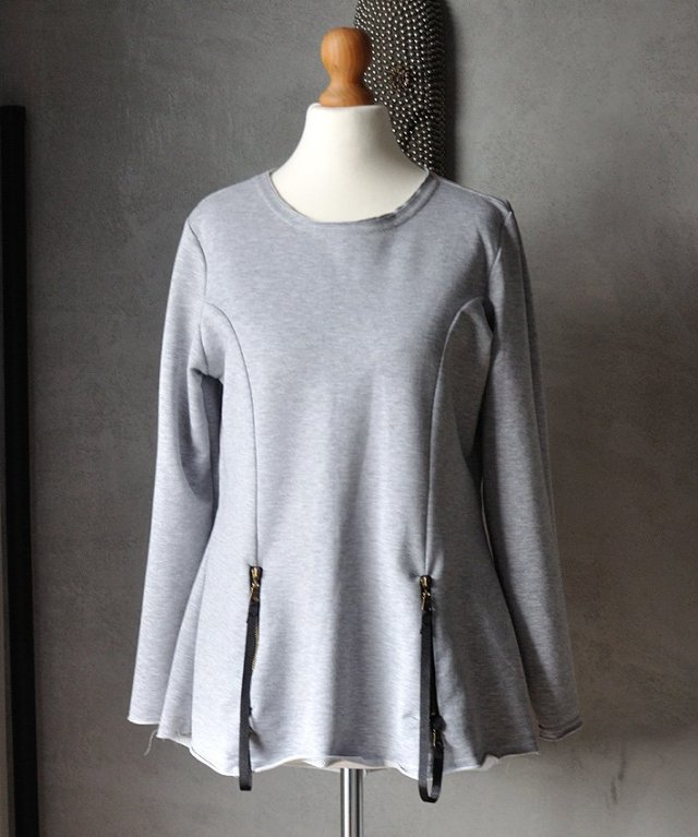 Dresowa bluza z baskinką kieszenie melanż S M