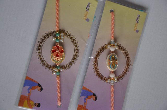 zestaw 2 nowe bransoletki Saptrishi Indie