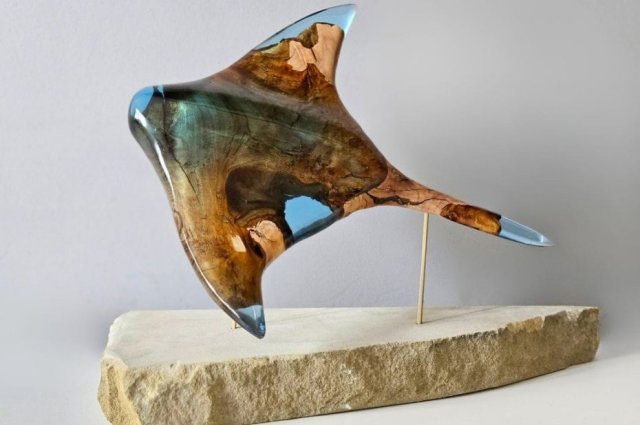 Rzeźba oceaniczna z drewna i żywicy - Płaszczka