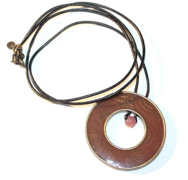 MEXX  KOŁO efektowny Wisior wiosiorek na rzemyku