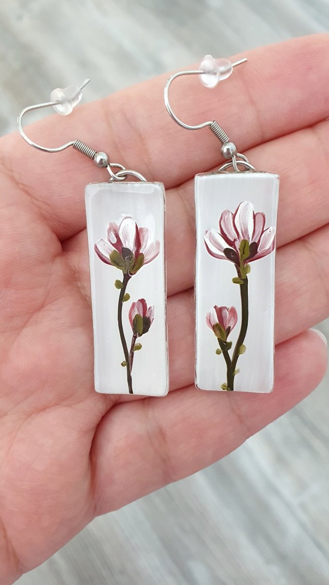 KOLCZYKI ZE SZKŁA WZÓR MAGNOLIE