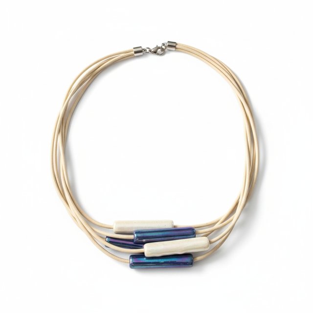 naszyjnik PATYCZKI niebiesko-kremowy