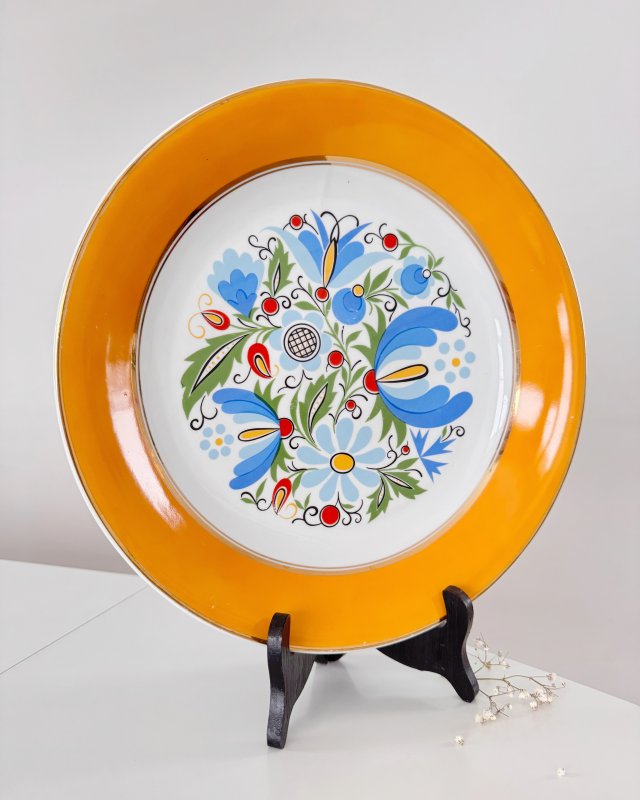 Patera dekoracyjna ze wzorem kaszubskim, II połowa XX w.