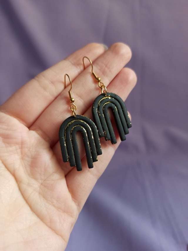 Kolczyki z gliny polimerowej ze złotem