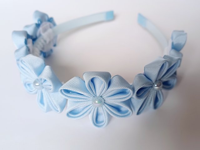 Opaska do włosów z kwiatami błękitna