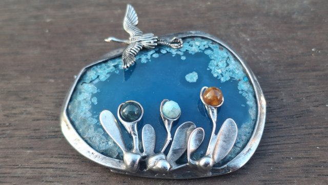 Odlatujący - broszka