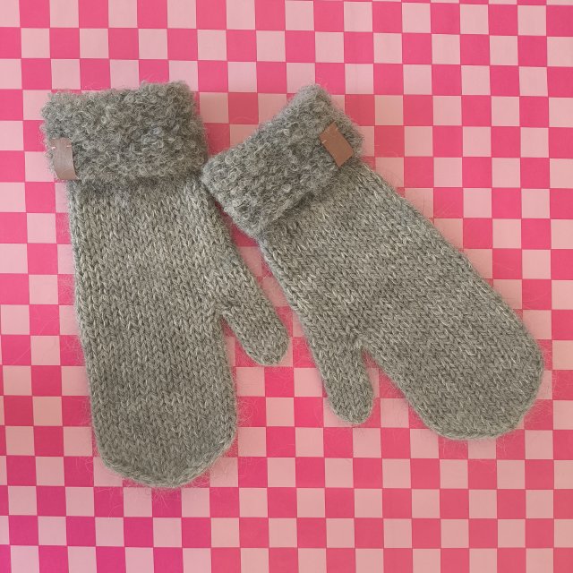 Rękawiczki z mankietem bouclè