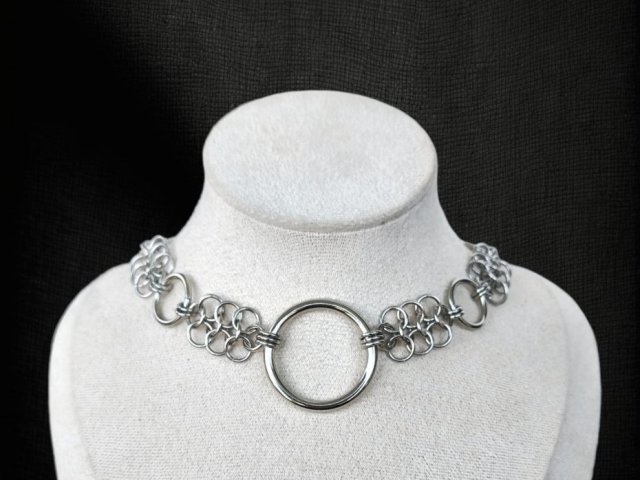 Surowy choker chainmaille – stal chirurgiczna, wodoodporny, custom rozmiar