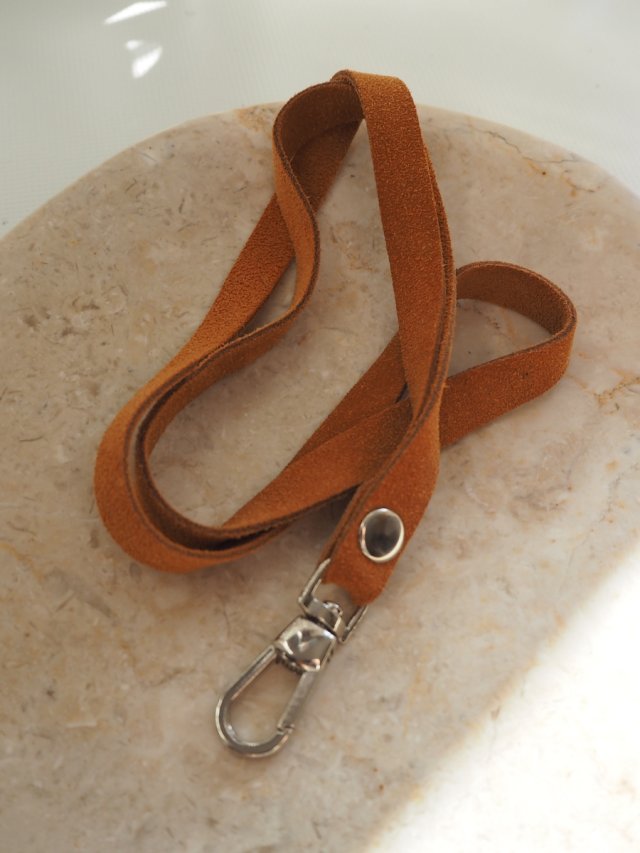 Ruda Skórzana smycz na klucze DomilkowyDomek – ręcznie robiona, vintage akcent do Twoich kluczy