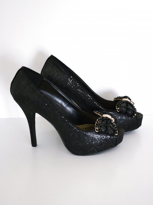 Szpilki a'la 80' r. 39,