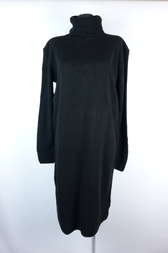 Pretty Little Thing swetrowa sukienka midi z golfem z metką / L