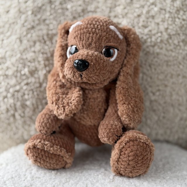 Bajkowy piesek Bruno – ręcznie robiona przytulanka.