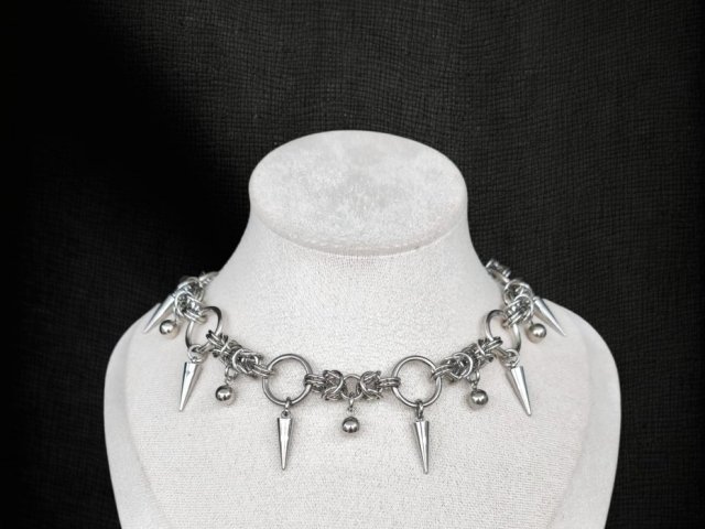 Choker z kolcami i koralikami chainmaille – stal chirurgiczna, masywny gothic punk, custom rozmiar