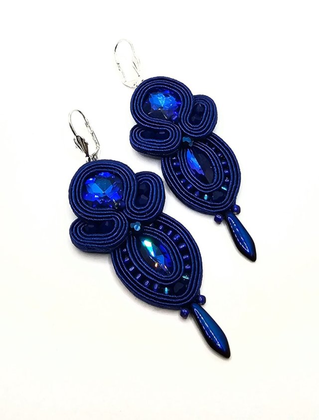 Kobaltowe kolczyki sutasz z kryształkami