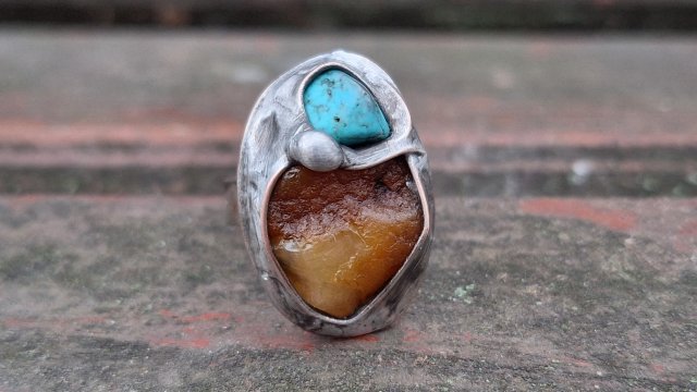 Surowy z niebieskim - pierścionek regulowany