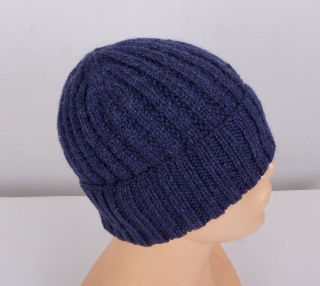 Granatowa męska czapka