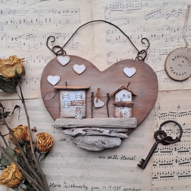 Ozdobne serce z domkami no 1